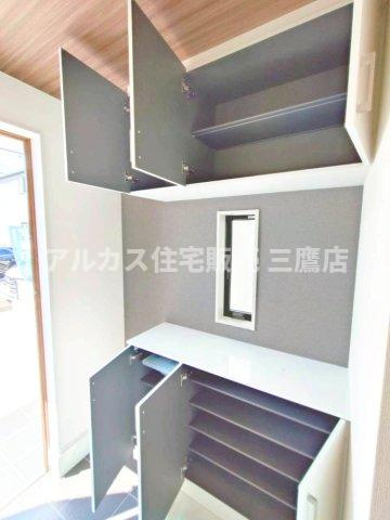 京王線 調布駅バス22分北ノ台小学校停歩4分 新築戸建 調布市深大寺北町2丁目の玄関