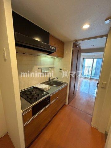 大阪市中央区南船場３丁目の賃貸マンションのキッチン