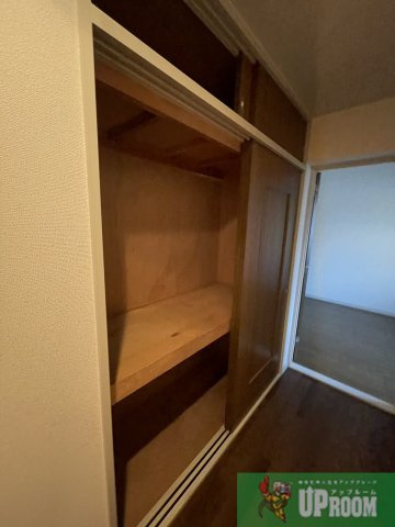 ベルレーヌ河原の収納