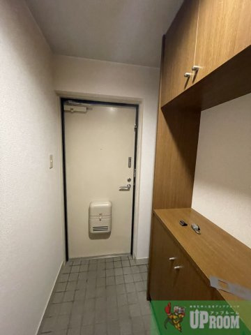 ベルレーヌ河原の玄関