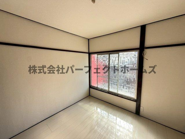 高柳7丁目戸建　賃貸の洋室|落ち着いた色調の洋室です