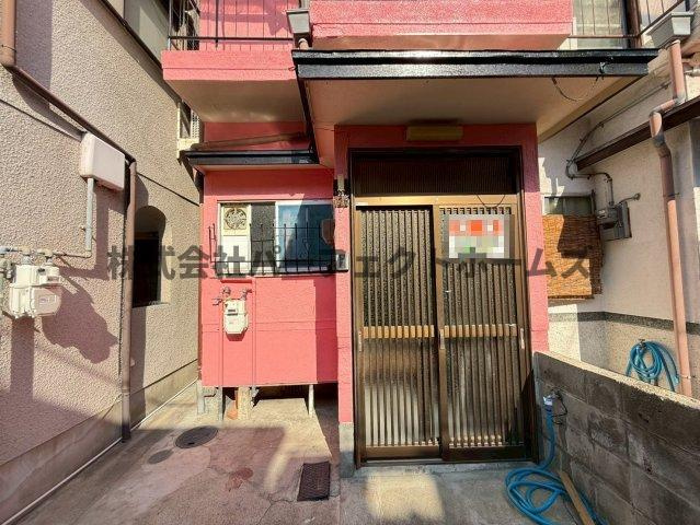 高柳7丁目戸建　賃貸のエントランス|毎日通るエントランスはこのようになっています