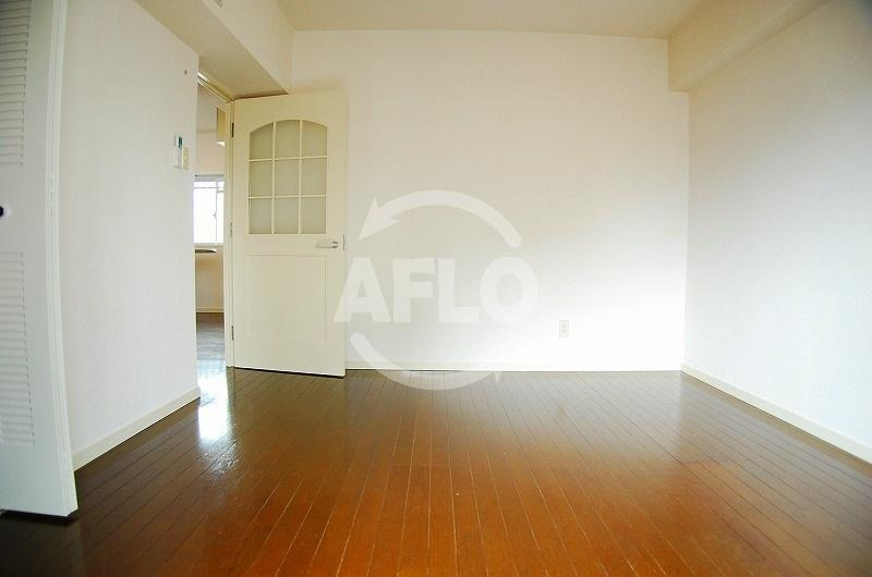 ヴェスタ堀江の居間・リビング|ヴェスタ堀江　リビング