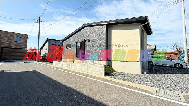 宮ノ陣平屋建住宅の外観