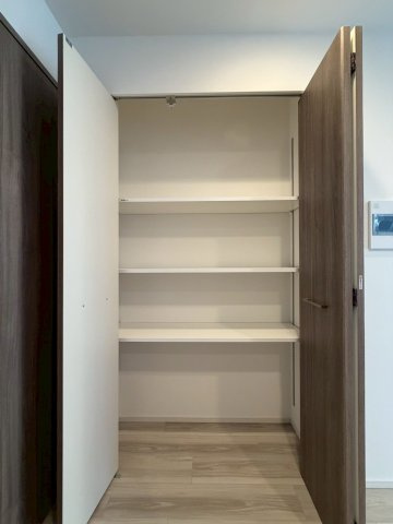 ルフォンプログレ南森町の収納