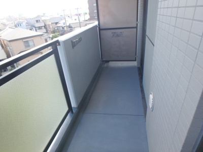 【バルコニー】 | マジスト西宮 | 陽当たり良好なバルコニーです