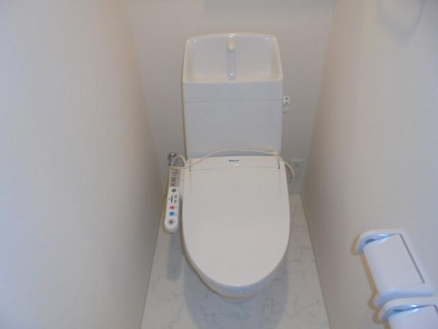 エスカーザのトイレ|シャワー付トイレ