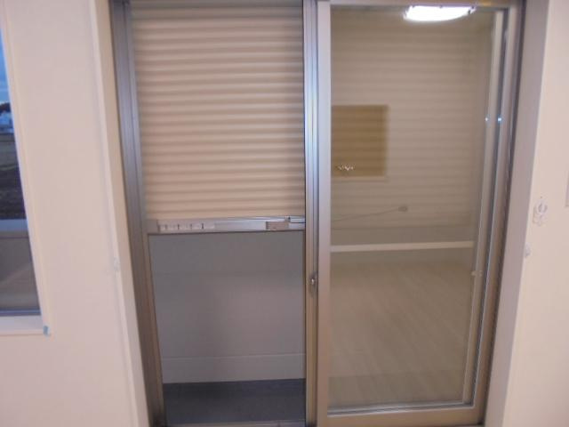 エスカーザのその他|シャッター