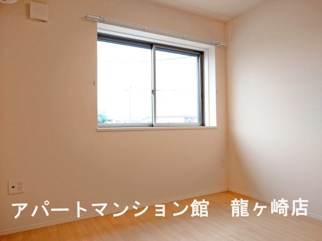 DOMANI Ⅱの洋室