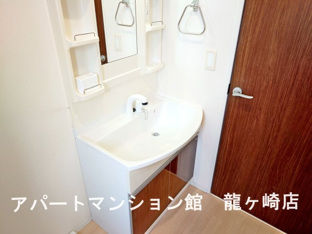 DOMANI Ⅱの独立洗面台|洗髪洗面化粧台