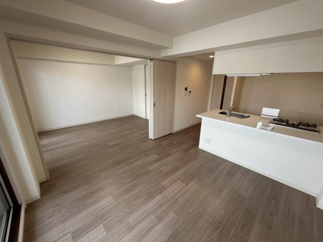 プレサンス福島ミッドエルの洋室