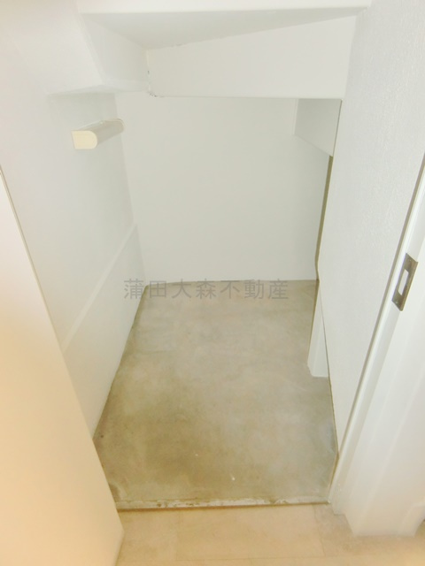 西蒲田4丁目戸建の洋室