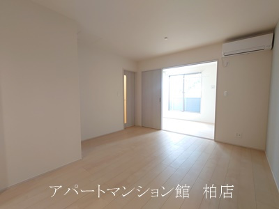 リーブルファイン柏高田の居間・リビング