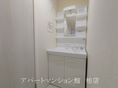 リーブルファイン柏高田の独立洗面台
