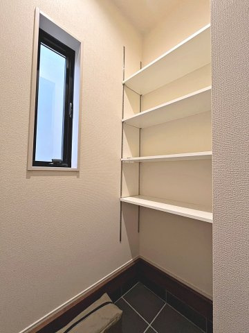 新築戸建・新築建売　福島市渡利舟場　渡利小・渡利中の収納|SICはベビーカーやカー用品などの収納にも便利です！