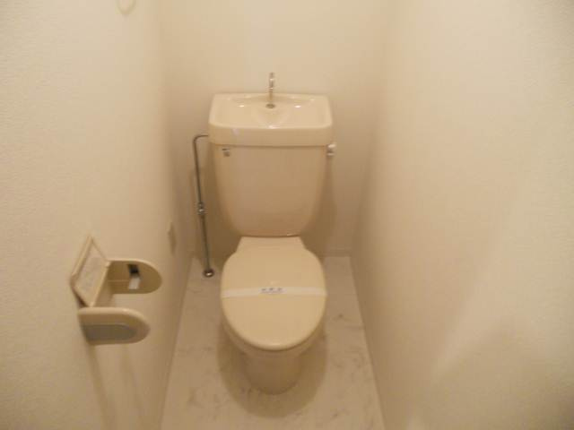 シャルマンビルのトイレ