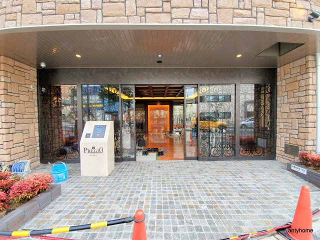 プレジオ吹田　仲介手数料無料のエントランス