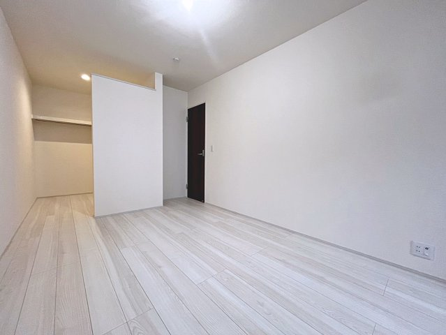 新築戸建・新築建売　福島市渡利舟場　渡利小・渡利中の洋室|シンプルなので様々なテイストのインテリアも合いそうですね！