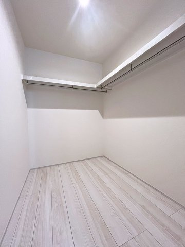 新築戸建・新築建売　福島市渡利舟場　渡利小・渡利中の収納|WICはハンガーパイプがついているので衣類がきれいに整理整頓できます！