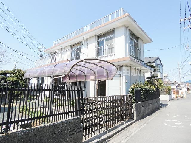 日野市日野台ヘーベルハウスの外観
