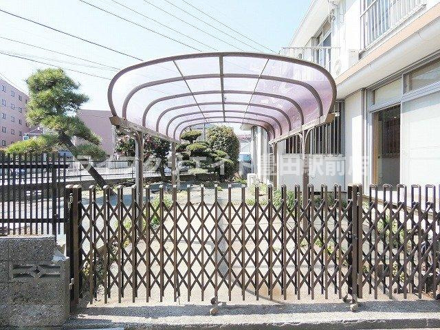 日野市日野台ヘーベルハウスの駐車場