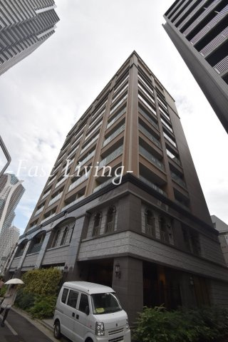 グランパレス東京八重洲アベニューのエントランス