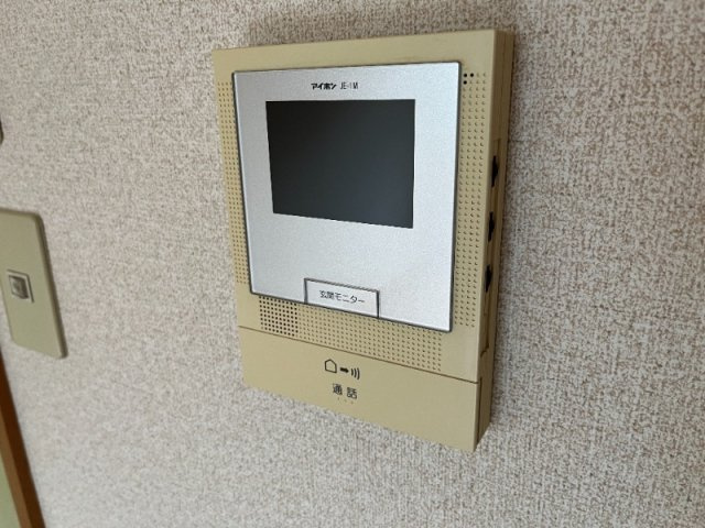 【TVモニター付きインターフォン】