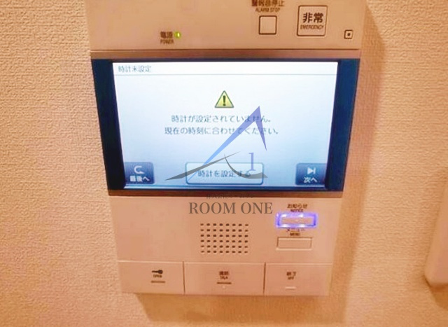 フュージョナル千住緑町のセキュリティ|モニター付きインターホンです。