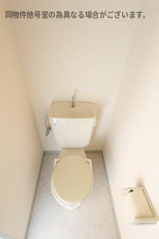 ファミール堀部Ⅳのトイレ|トイレもきれいです