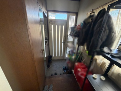 【玄関】 | 茅野市玉川　屋根裏有3LDK