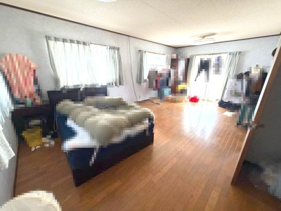 【居間・リビング】 | 茅野市玉川　屋根裏有3LDK