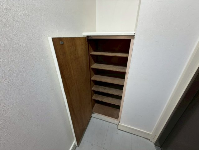 川元ビルの収納