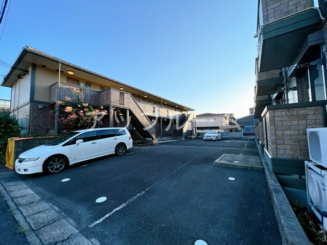 パースィモンの駐車場