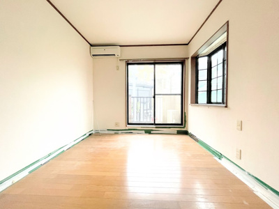 【洋室】 | 保土ヶ谷区桜ヶ丘2丁目 | ◆住宅ローンのご相談や周辺環境のご案内も含め、ローンに詳しい、地元に詳しいスタッフがお出迎えさせていただきます。お気軽にご相談ください。