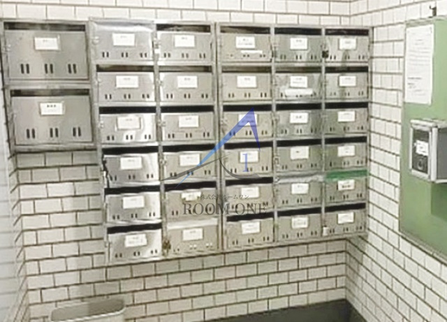マンション築地のその他共用部分|集合ポストです。