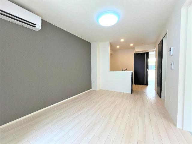 ジュリアの内装|室内