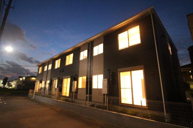 ジュリアの外観|外観写真（夜）