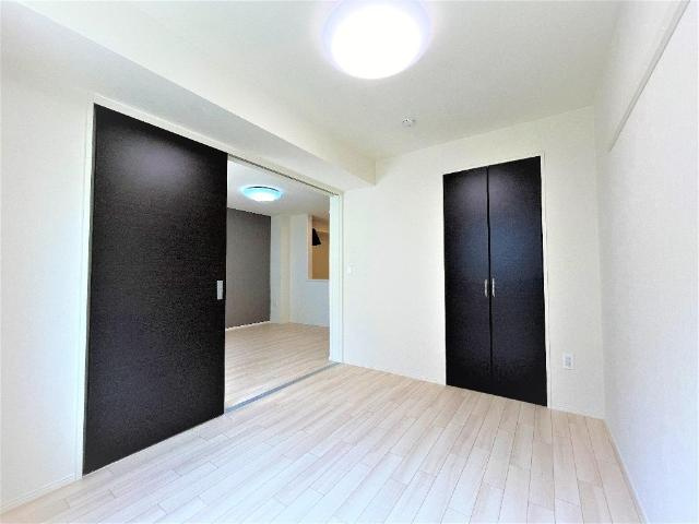 ジュリアの内装|洋室1