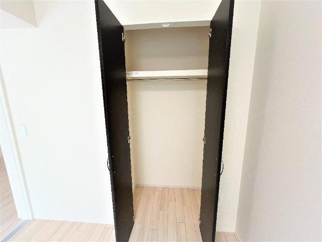 ジュリアの収納|洋室1