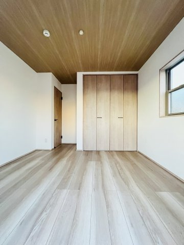 【寝室】今津山中町戸建B