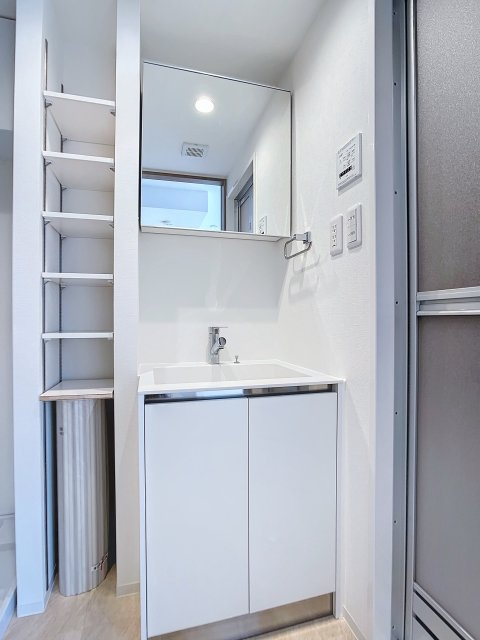 Ruygo神楽坂の独立洗面台