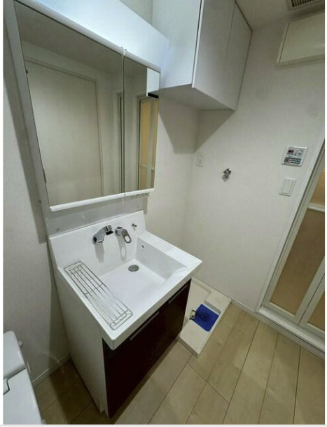 HDC方南町の洗面所