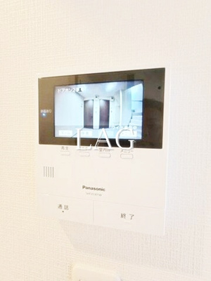 【セキュリティ】 | ロッソ・カンパーナ | モニター付きインターホンになります。