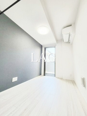 【居間・リビング】 | ロッソ・カンパーナ | 洋室のお部屋です。