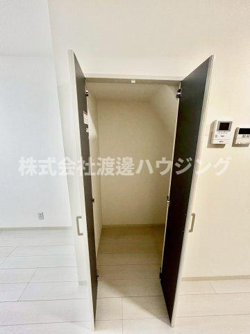 大阪市旭区高殿６丁目のテラスの収納