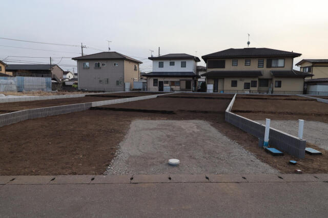 ブルーミングガーデン宇都宮市鶴田町５期　新築一戸建ての駐車場|4号棟外観造成後