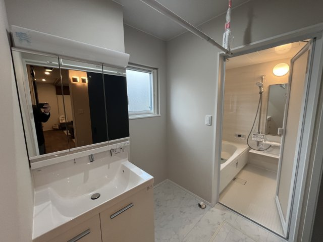 山形市あさひ町12-5（地番）の独立洗面台