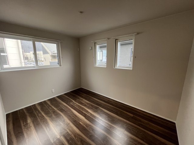 山形市あさひ町12-5（地番）の洋室|洋室 ６帖②