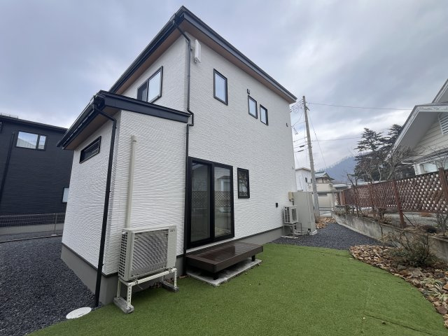 山形市あさひ町12-5（地番）の庭|人工芝