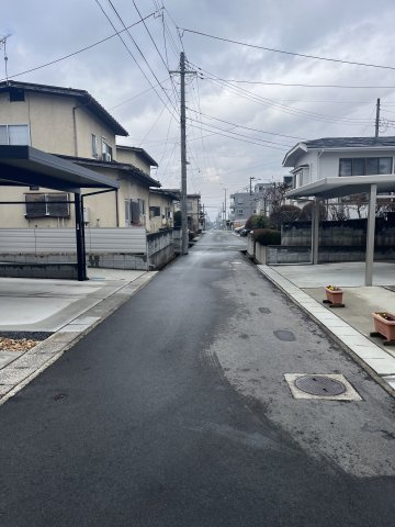山形市あさひ町12-5（地番）の前面道路含む現地写真